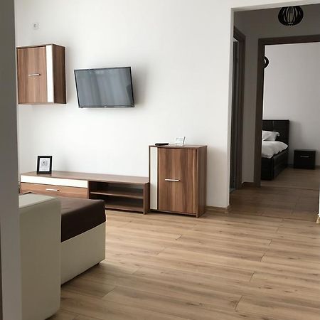 Executive Apartments 2 克拉奥华 外观 照片
